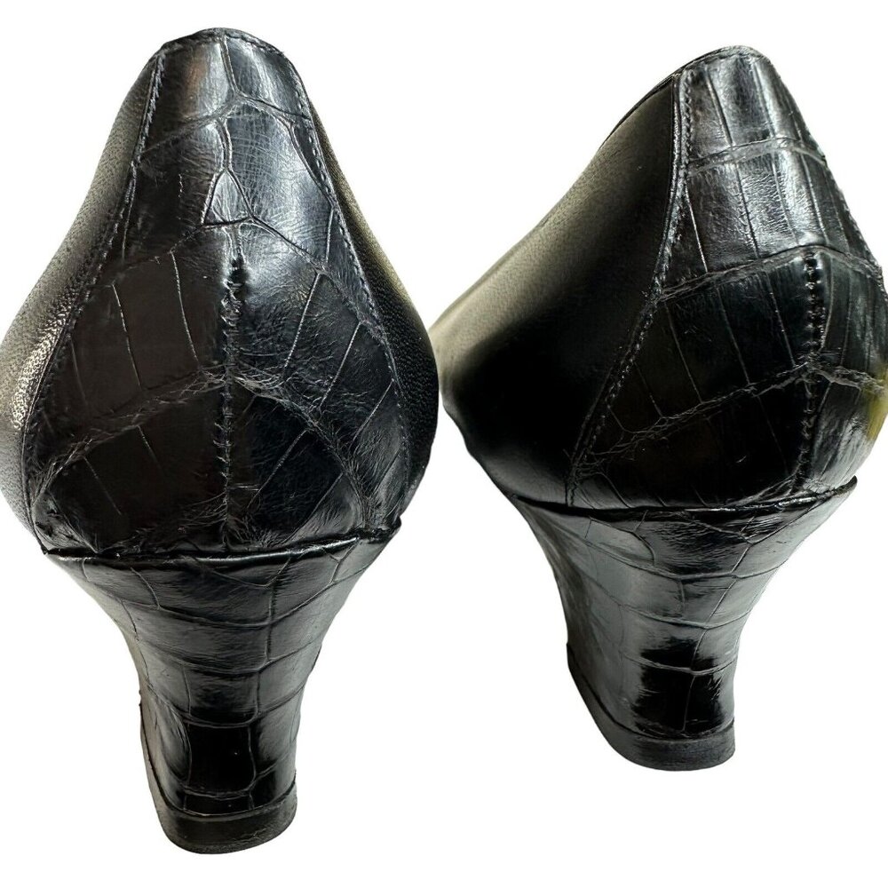 CHANEL Pump Size US 5.5 EU 36 Black Leather Block Mid Heel Closed Toe Made Italy - Picture 4 of 16